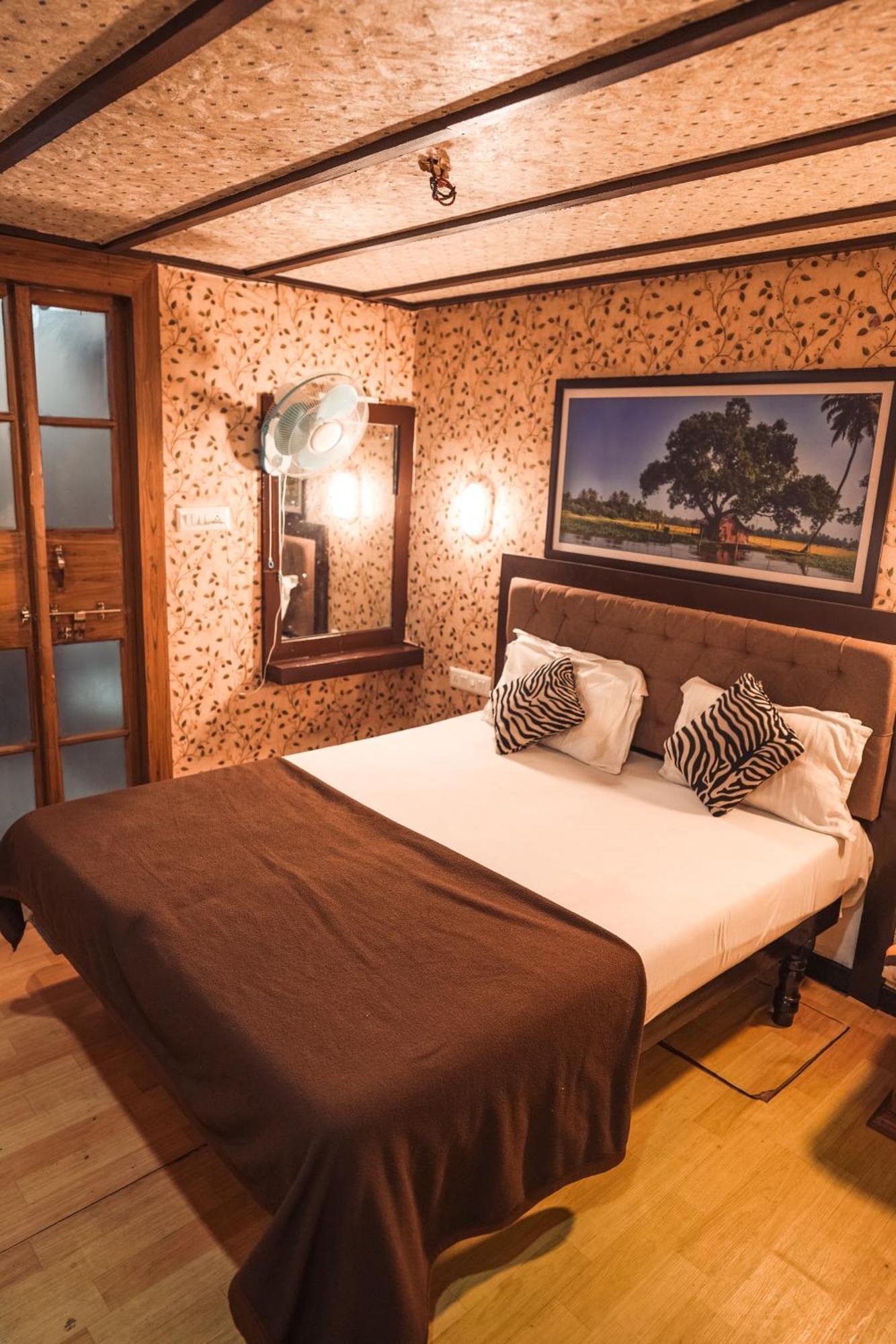 Venice Premium Houseboats Alleppey Alappuzha 外观 照片