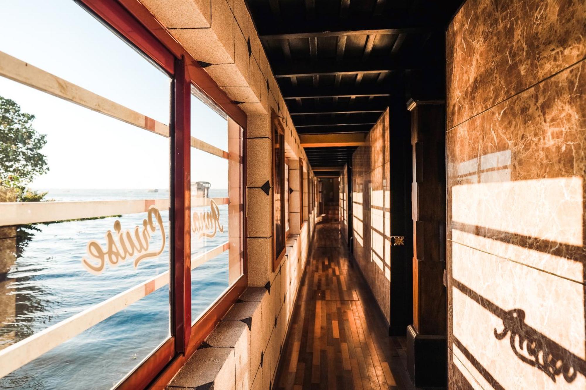 Venice Premium Houseboats Alleppey Alappuzha 外观 照片