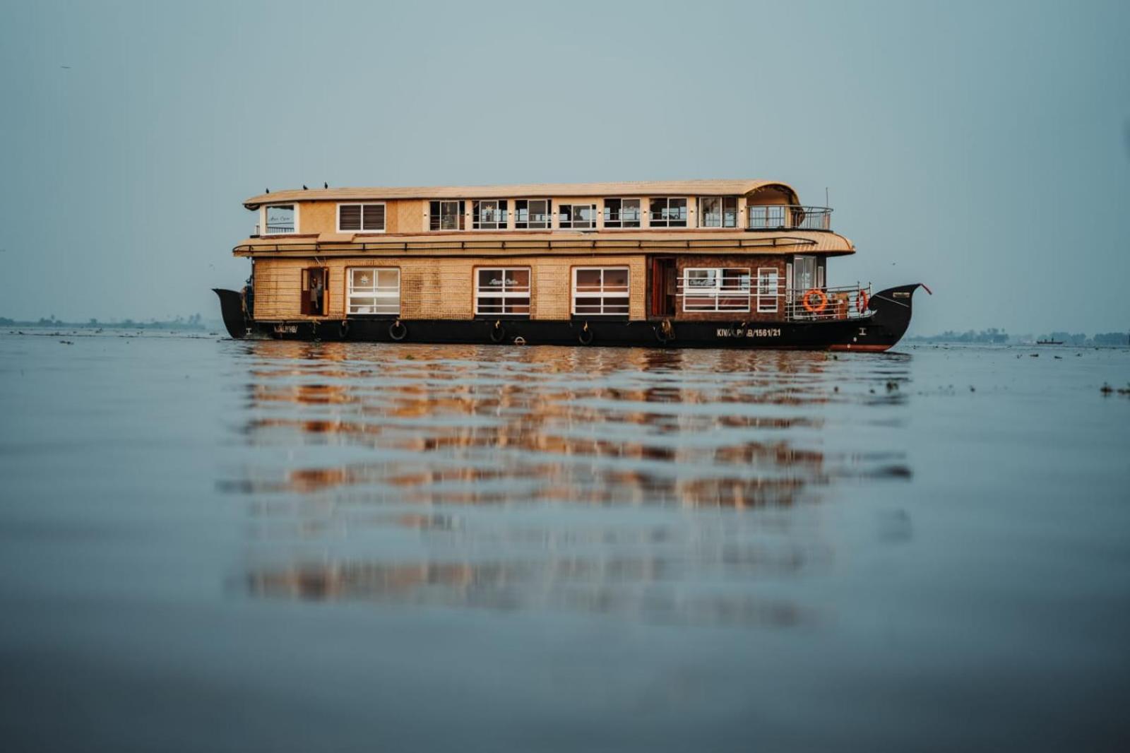 Venice Premium Houseboats Alleppey Alappuzha 外观 照片